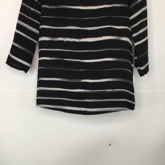 Express Blouse Women Size Small Black Grey White Striped Half Sleeve - Picture 3 of 11